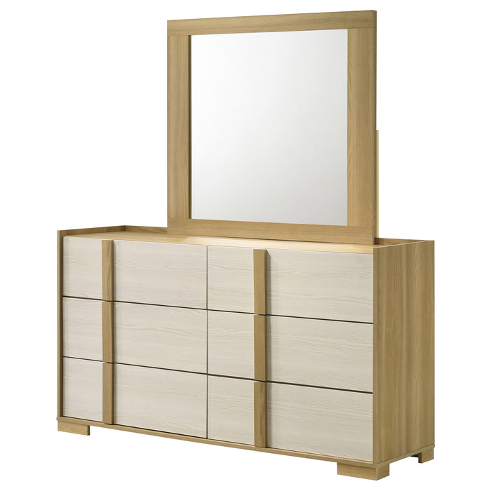 Hyland Dresser With Mirror