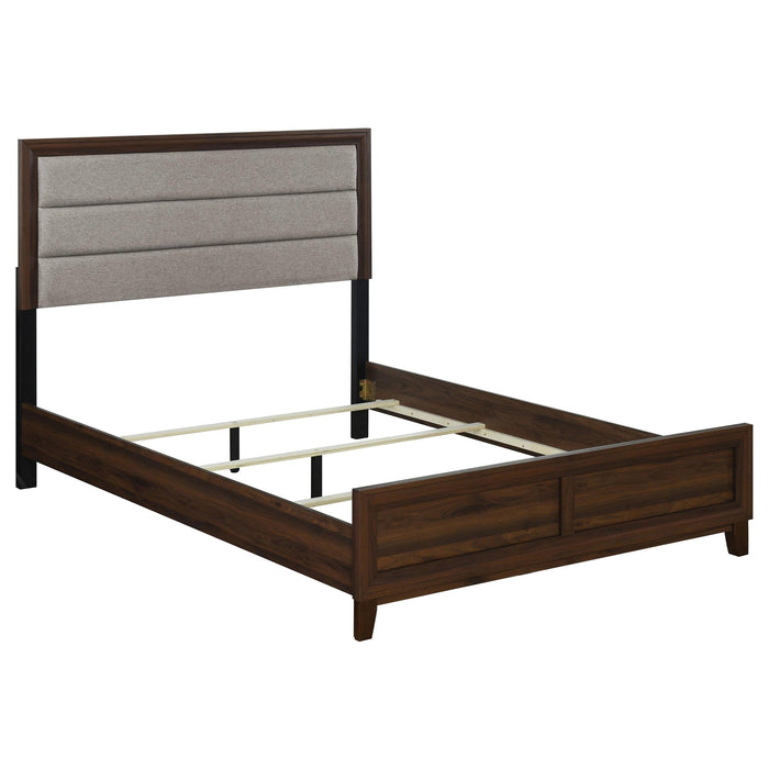 Welsley California King Bedroom Set Walnut