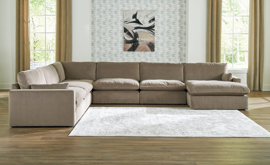 Sophie Sectional with Chaise