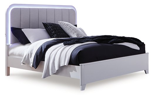 Jarlee Upholstered Bed