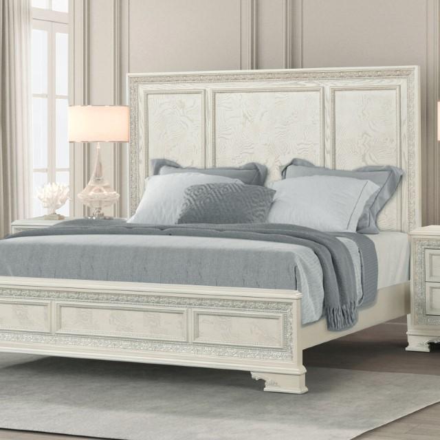Stella Mia 4 Pc 5 Pc Queen Bedroom Set White